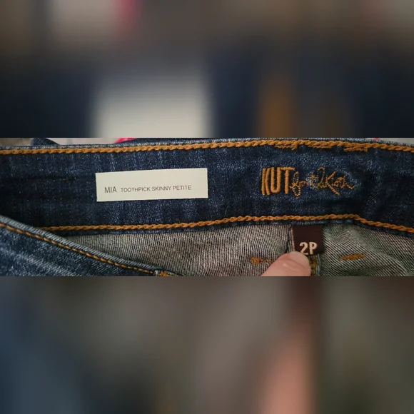 Kut from the Kloth MIA Toothpick Skinny Petite Size 2P - Picture 3 of 4